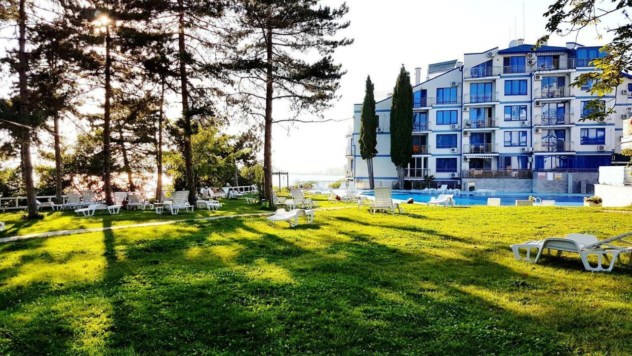 Blue Bay Sea View Apartment Pomorie Ngoại thất bức ảnh