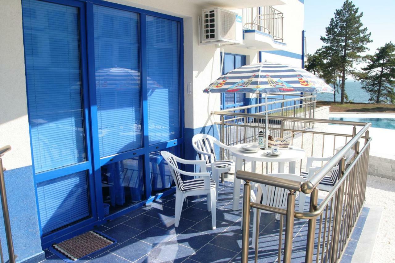Blue Bay Sea View Apartment Pomorie Ngoại thất bức ảnh